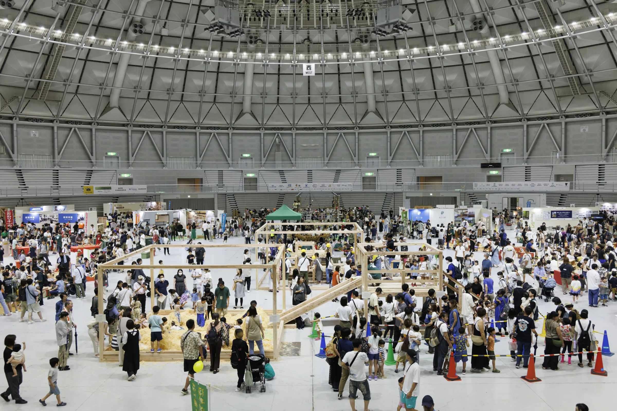 親子で1日たっぷり遊べる「木のおもちゃ博」には、夢中になれる木のおもちゃが盛りだくさん！